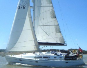 Entering Newtown Creek under sail 1